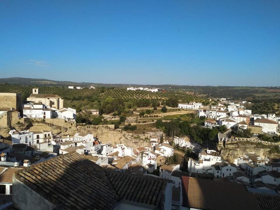 Alojamiento Rural Carmen Setenil De Las Bodegas Exteriör bild