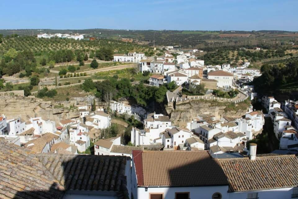 Alojamiento Rural Carmen Setenil De Las Bodegas Exteriör bild