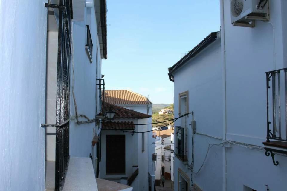 Alojamiento Rural Carmen Setenil De Las Bodegas Exteriör bild
