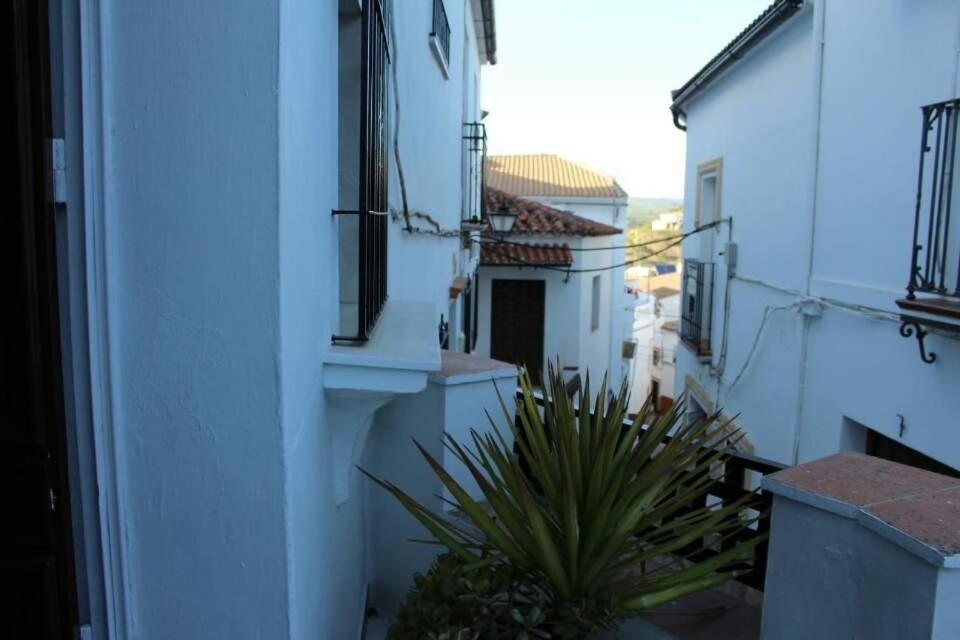 Alojamiento Rural Carmen Setenil De Las Bodegas Exteriör bild