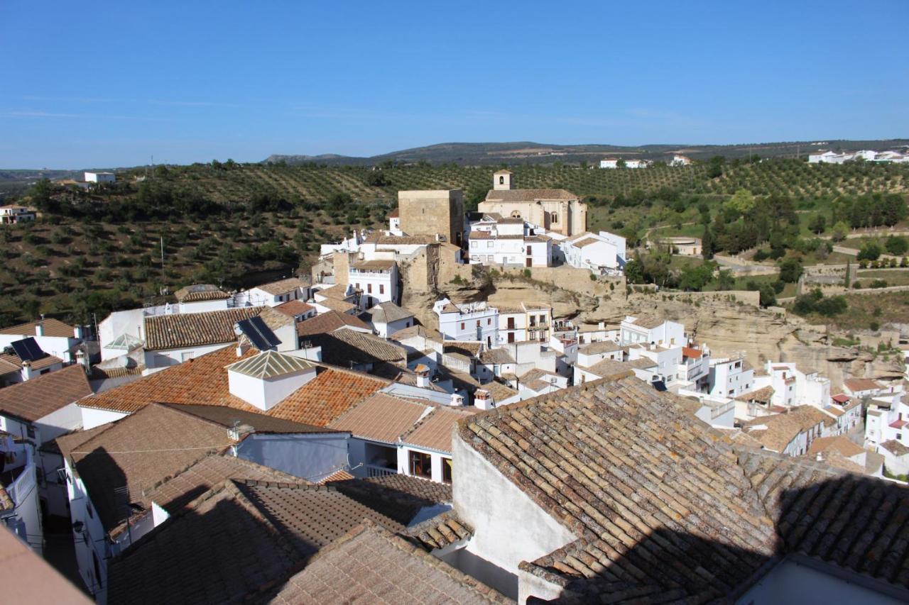 Alojamiento Rural Carmen Setenil De Las Bodegas Exteriör bild